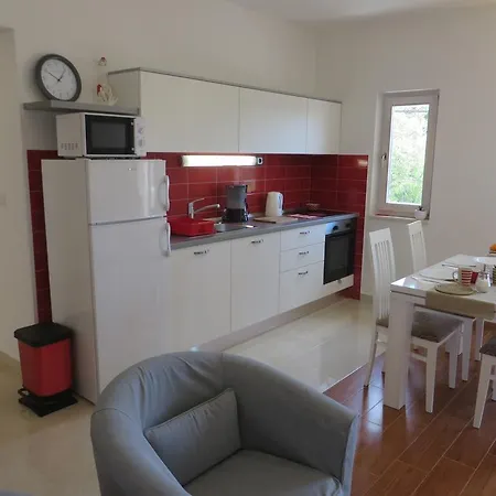 Διαμέρισμα Filipovic With Pool Biograd Na Moru