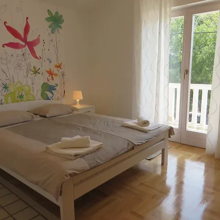 Apartamento Filipovic With Pool Biograd Na Moru