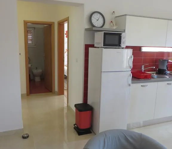 Apartman Filipovic With Pool